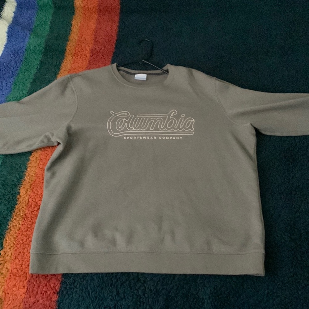 Men’s Columbia Crewneck (Green/Tan)
